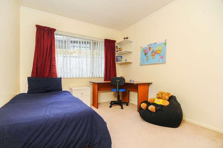 1/19 Witheford Drive Bayview_11