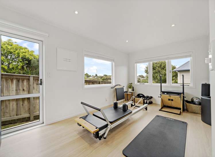 39 Toru Street Te Atatu Peninsula_19