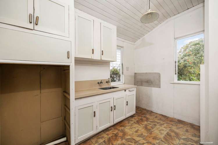 17 Carmen Avenue Mt Eden_6