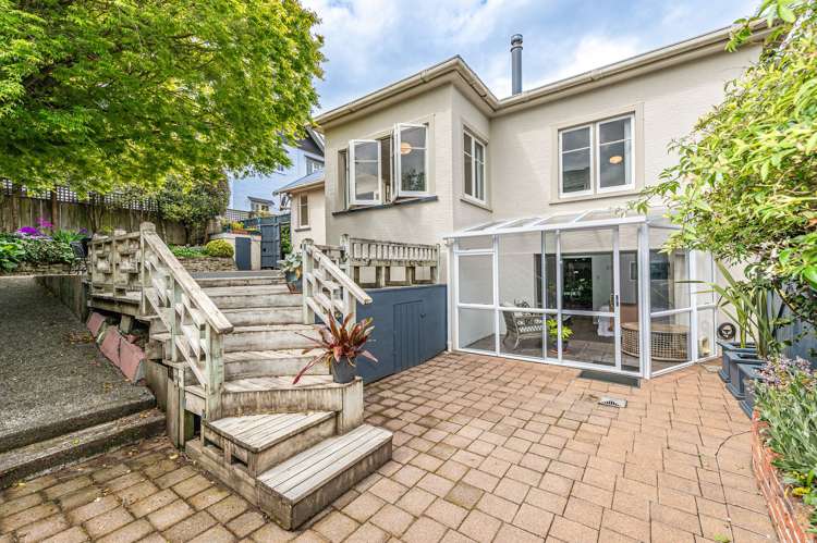 1 Brassey Road Saint Johns Hill_2