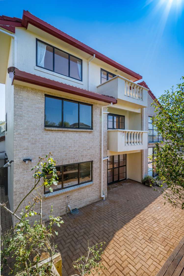 3/12 Anure Place Highland Park_24