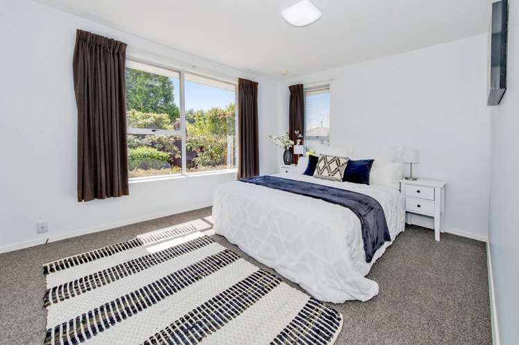 67 Oakley Crescent Hornby_10