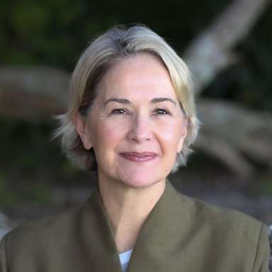 Lynn Lacy-Hauck
