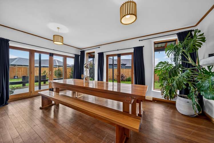 14 Saker Place_5