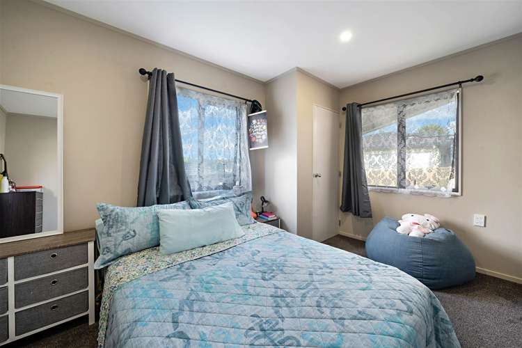 69 Glenview Road Glen Eden_7