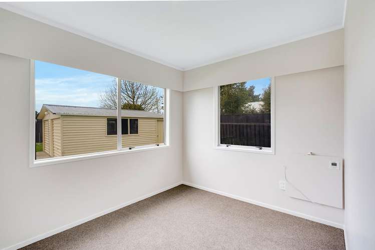 7 Frost Place Pukete_14