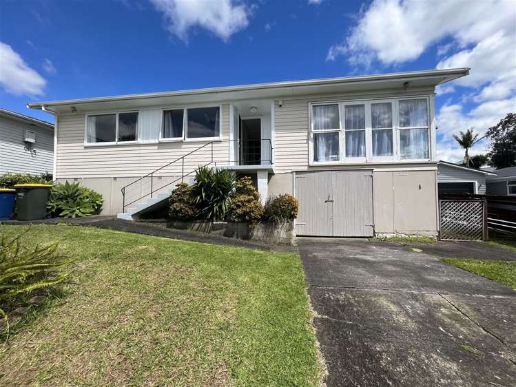 16 Bayside Avenue Te Atatu Peninsula_0