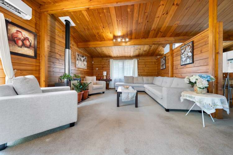 4 Spruce Place Totara Heights_9