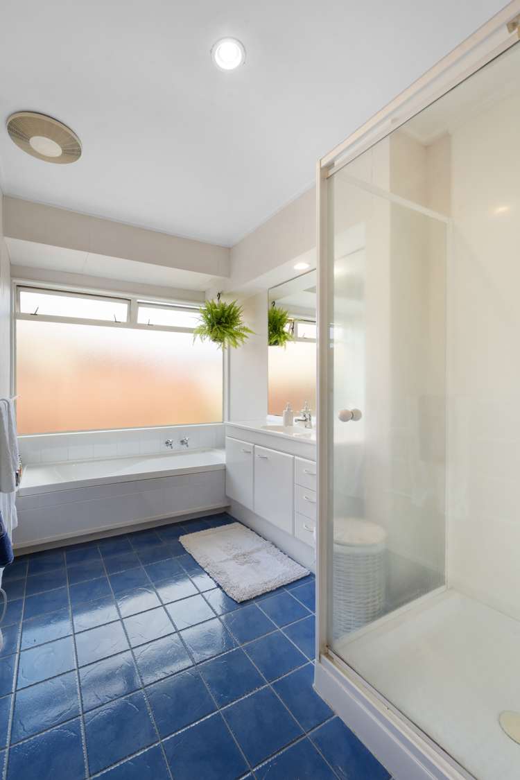 24 Aristoy Close Conifer Grove_21