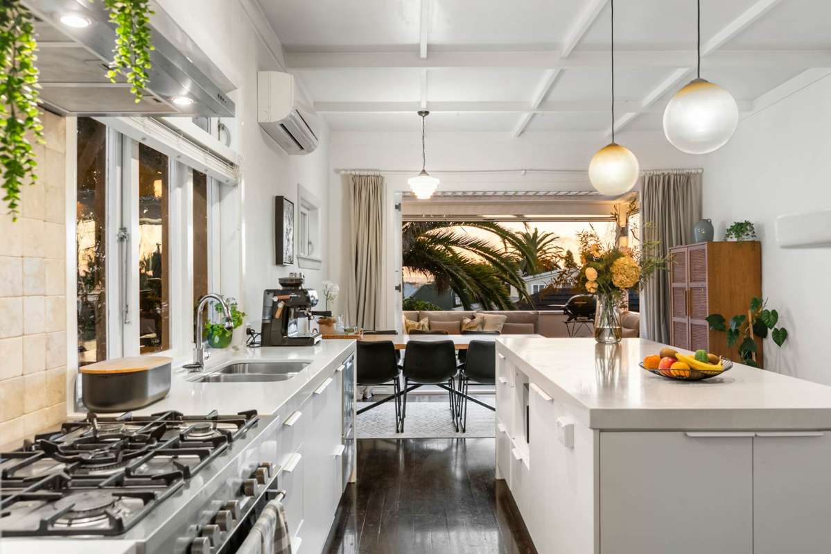 99 Clarence Street_3