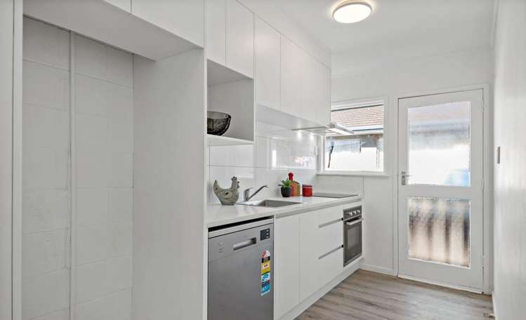 1/8 Atkinson Avenue Otahuhu_14