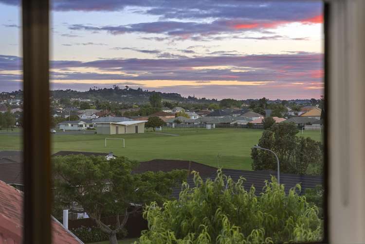 3/9 Billabong Place Botany Downs_16