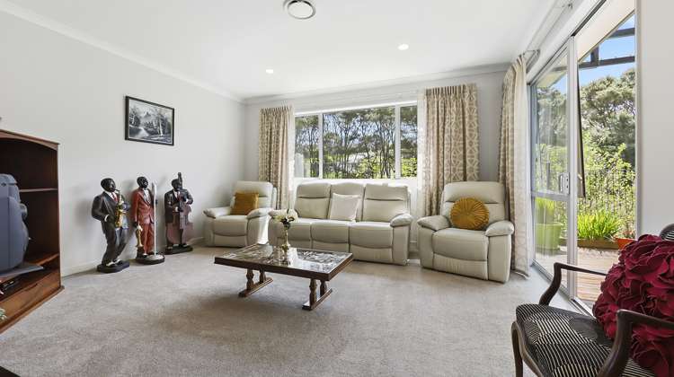 8 Pheasant Close Stanmore Bay_9