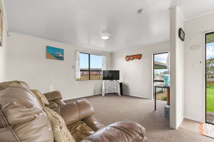 1/22 Norrie Smith Avenue Flat Bush_5