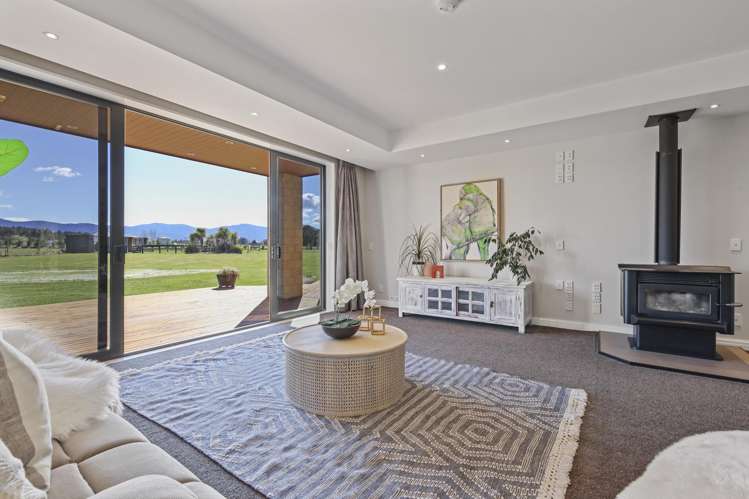 102 Glews Road Cust_17