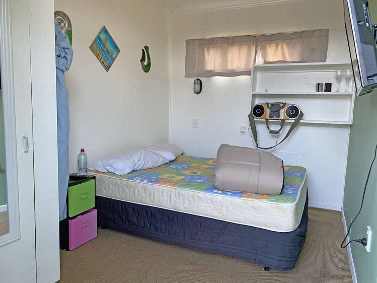 20 Ryley Street Owaka_9