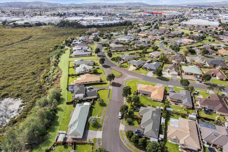 1 Takatu Place Takanini_24