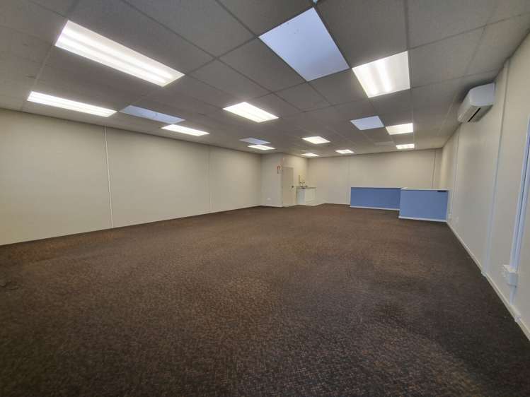 11B Enterprise Drive Henderson_3