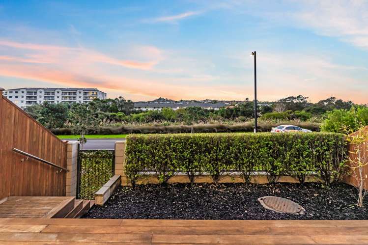 54 Arran Point Parade Orewa_12