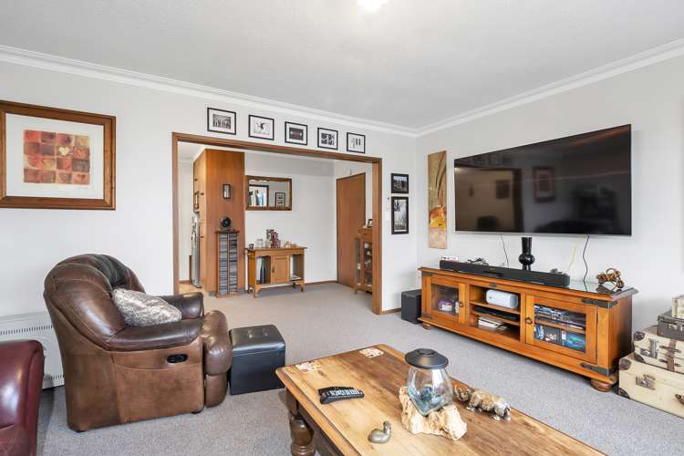 2/287 Cameron Street Ashburton_5