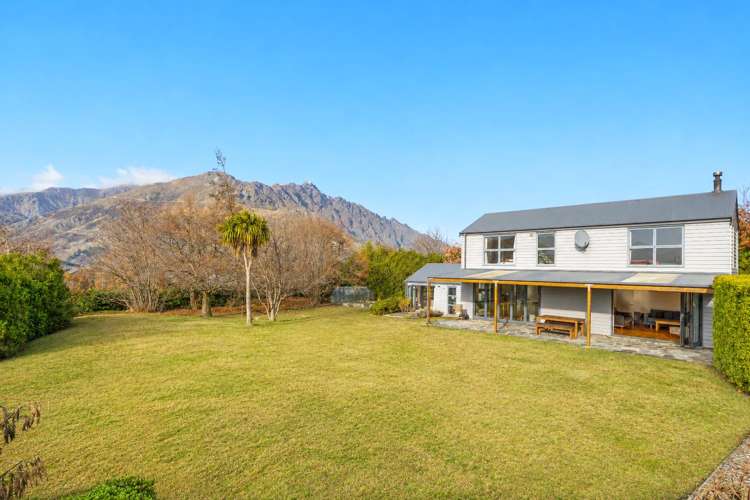 35 Ferry Hill Drive Lower Shotover_14