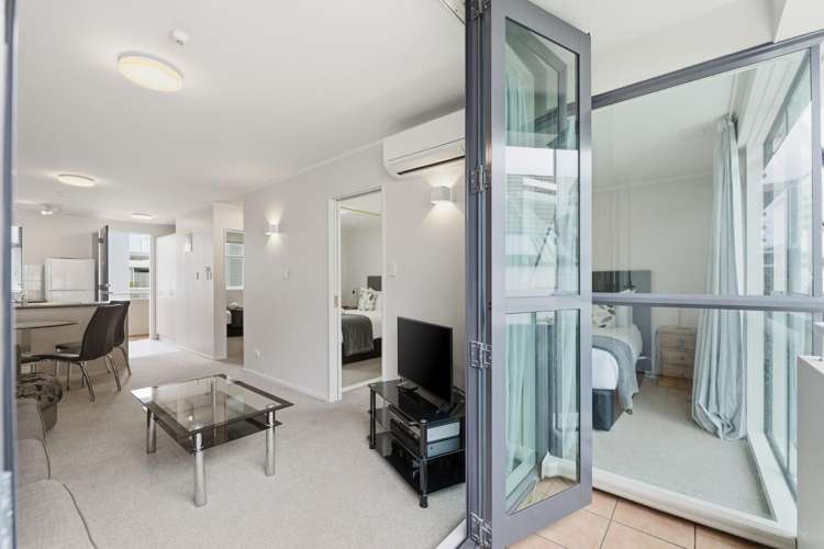 2/5 The Mall Mt Maunganui_10