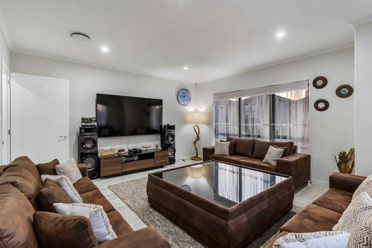 76 Drumbuoy Drive Flat Bush_13