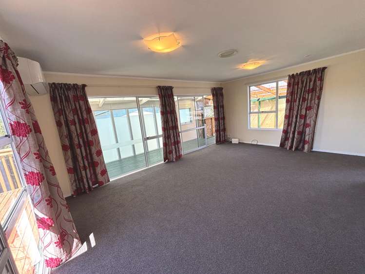 4 Karo Place Glendene_3