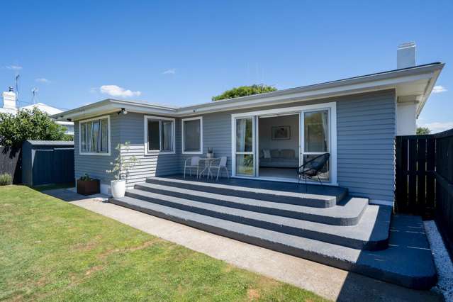 Renovated Parkside Retreat