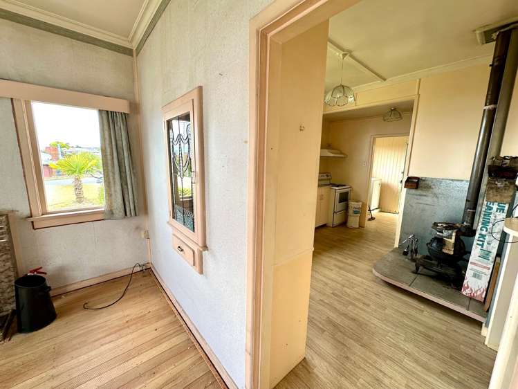 228 Clyde Street Balclutha_14