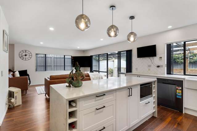 89 Baverstock Road Flat Bush_3