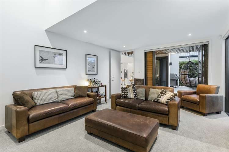 11 Tuatini Place Long Bay_12