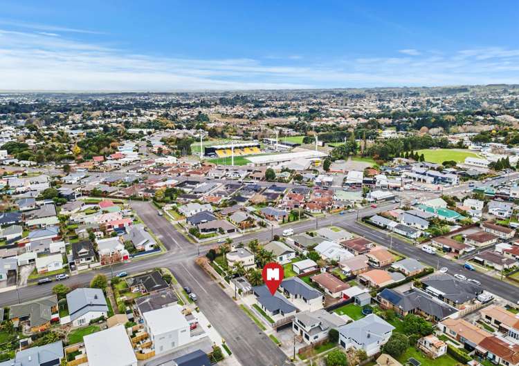 1/5 Massey Street Westown_22