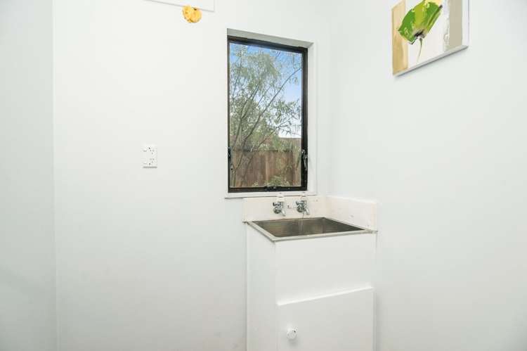 1/130 Bruce Mclaren Road Henderson_7