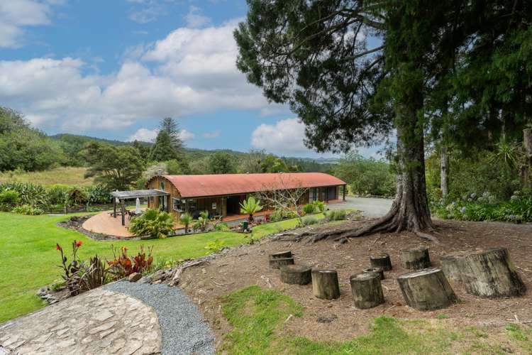 85 Abbey Caves Road Abbey Caves_35