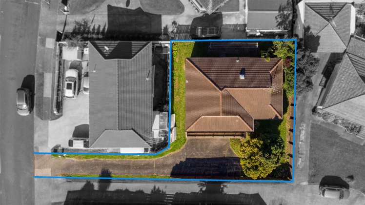 2/16 Diorella Drive Clover Park_13