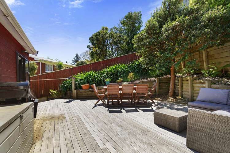 9A Kowhai Street Tawa_14