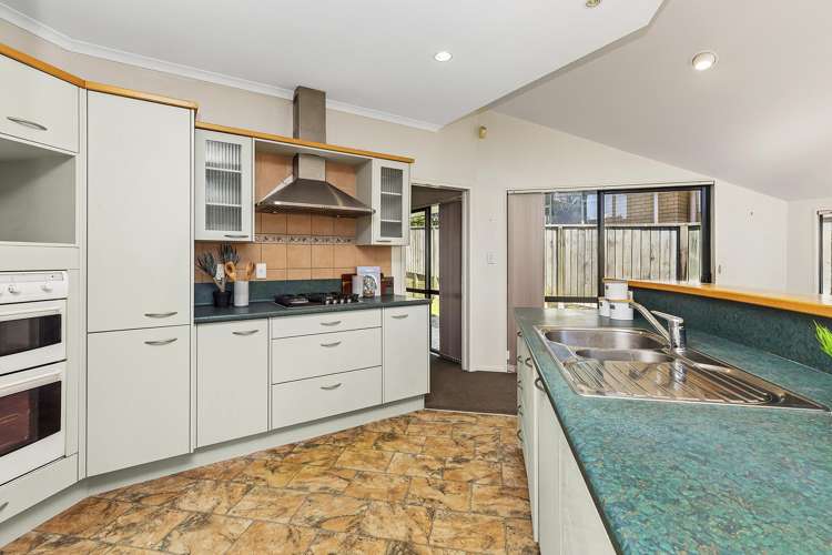 23 Amesbury Drive Churton Park_9