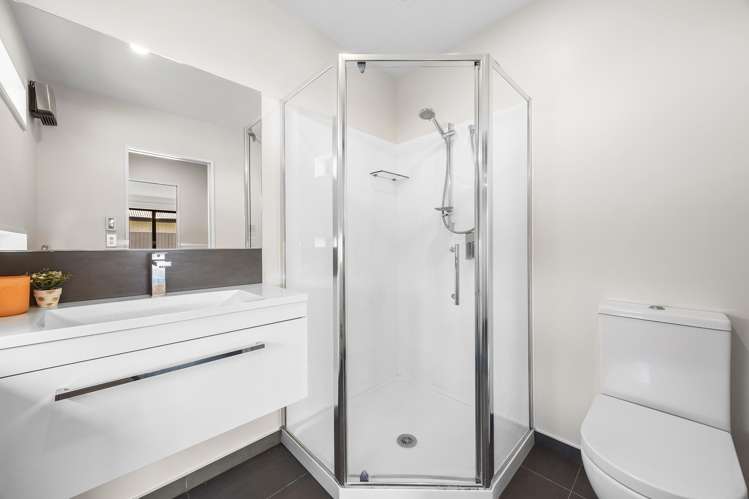 10 Temple Avenue Lincoln_14