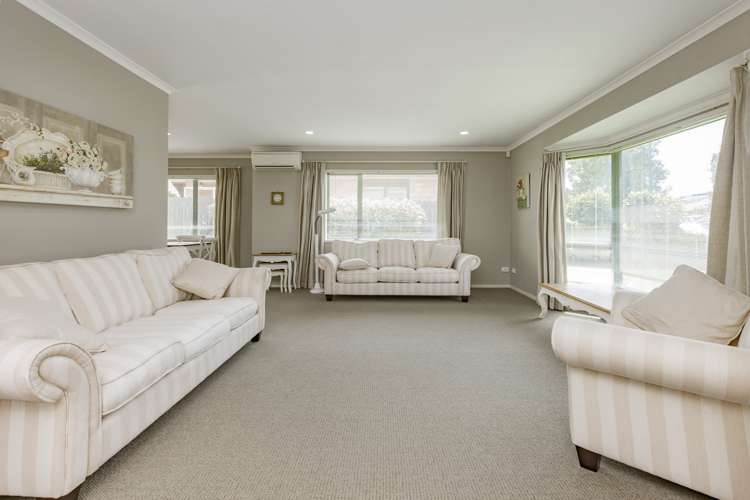 11 Norm Pellow Drive Manurewa_6