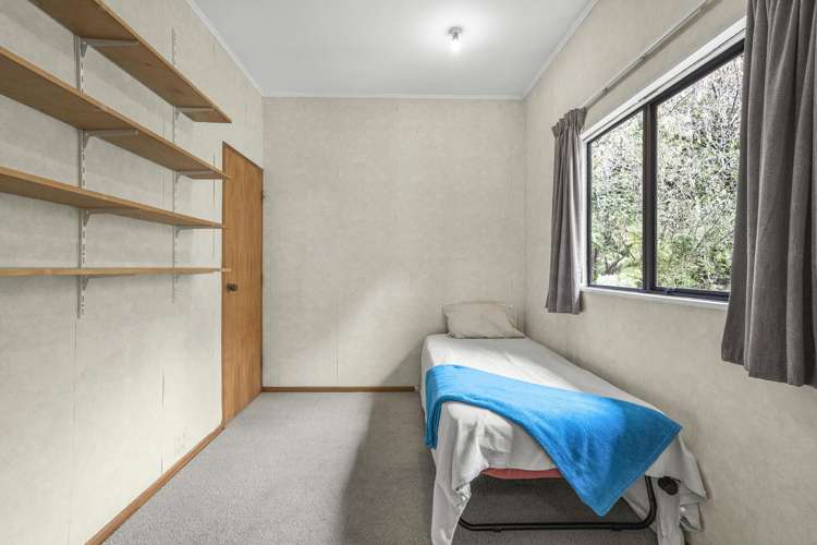 19 Sheehy Grove Wainuiomata_10