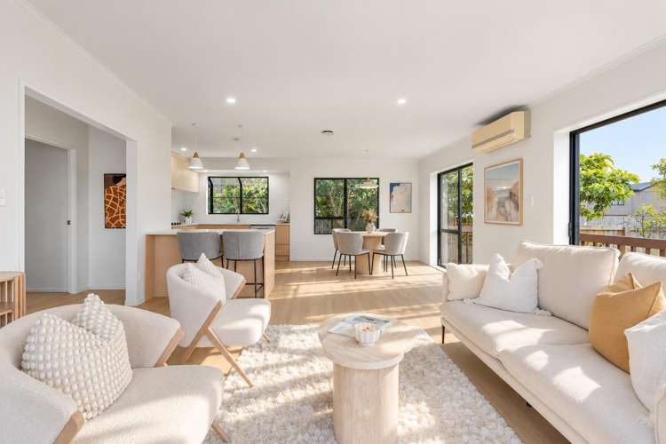 8 Fathom Place Te Atatu Peninsula_1