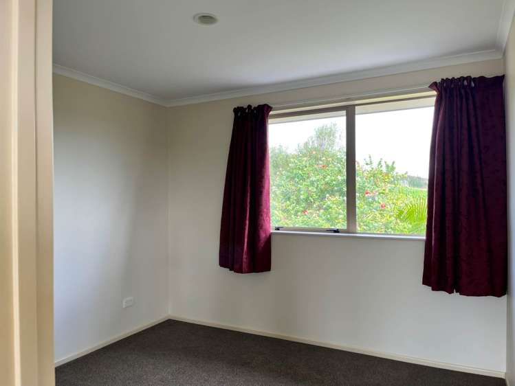 14 Rakau Views Orewa_10