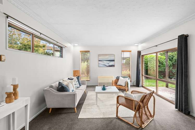 17 Yellowstone Crescent_4