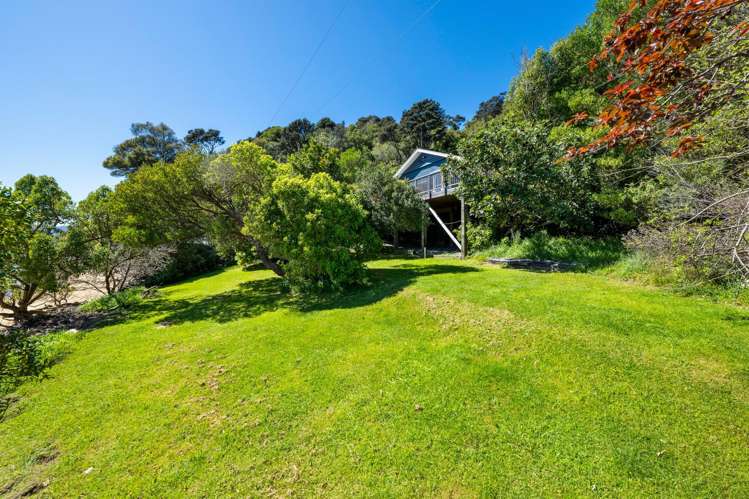 2787 Queen Charlotte Drive Queen Charlotte Sound_22