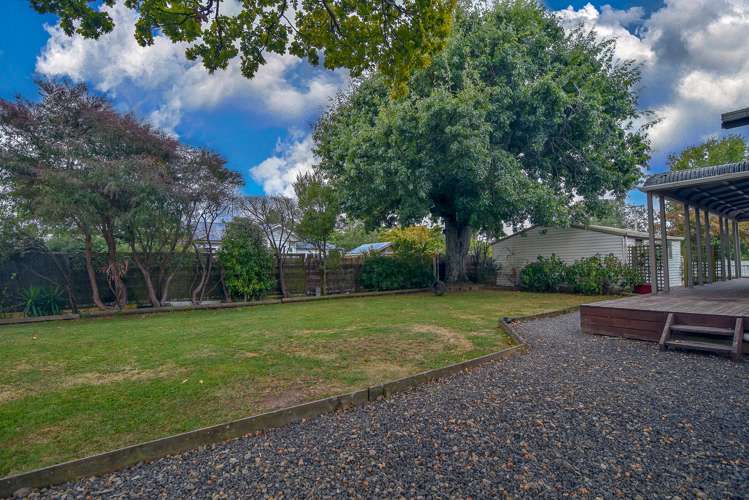 5 Clifton Avenue Carterton_16