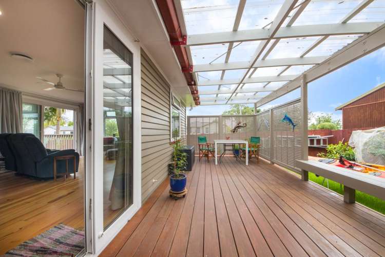 74 Woodglen Road Glen Eden_16