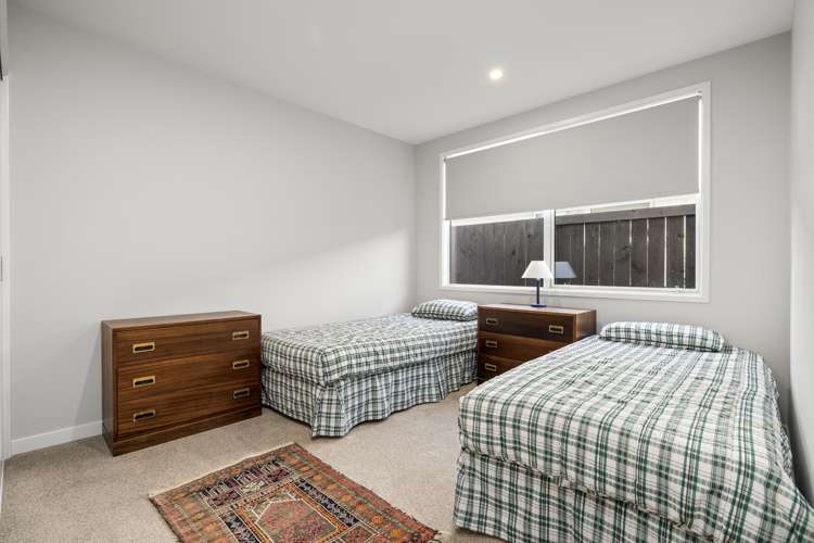 34 Saint Pauls Drive Brookfield_13