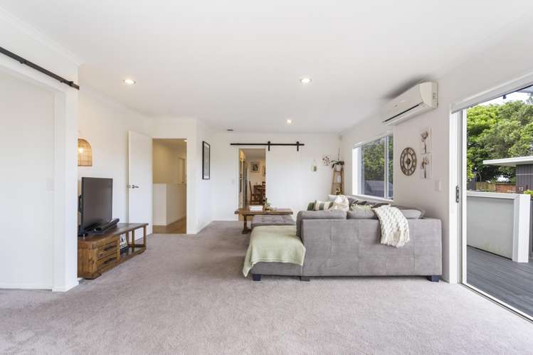 14 Gibbia Way Beachlands_16