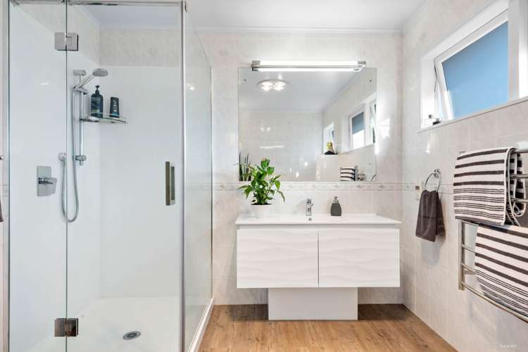 36 Walpole Avenue Hillpark_11